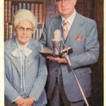 PIONEIRO LAWRENCE OLSON E ESPOSA