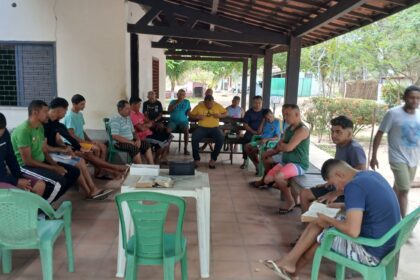 Conheça oprojeto com o pastor Idelano - Caninde-Ce